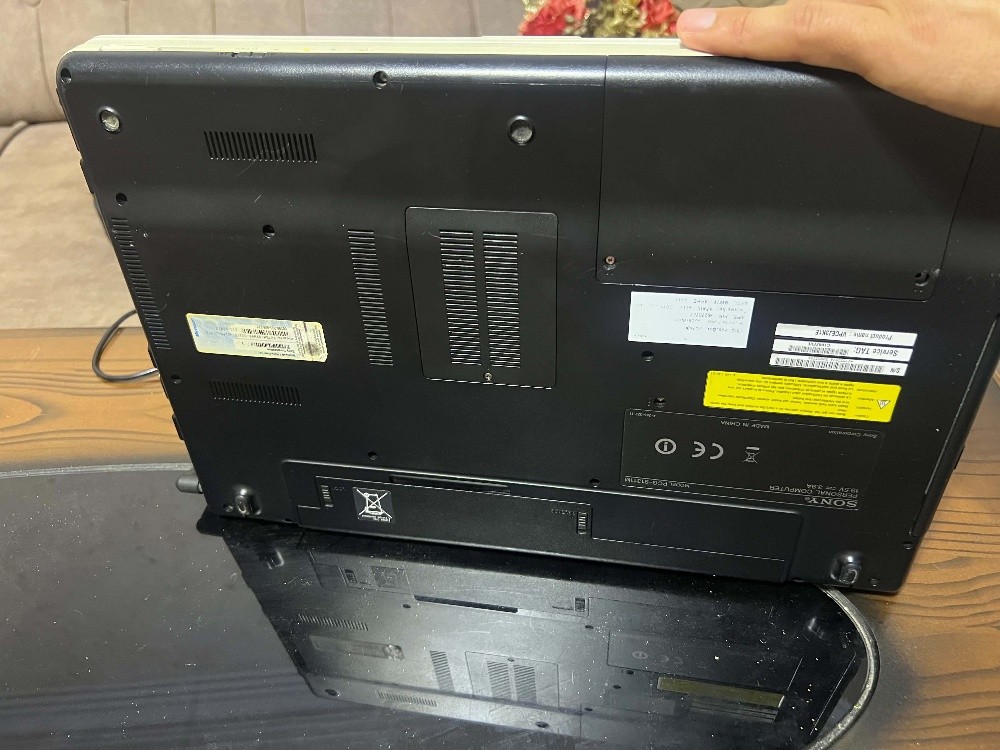 sony vaio core i3 - 1