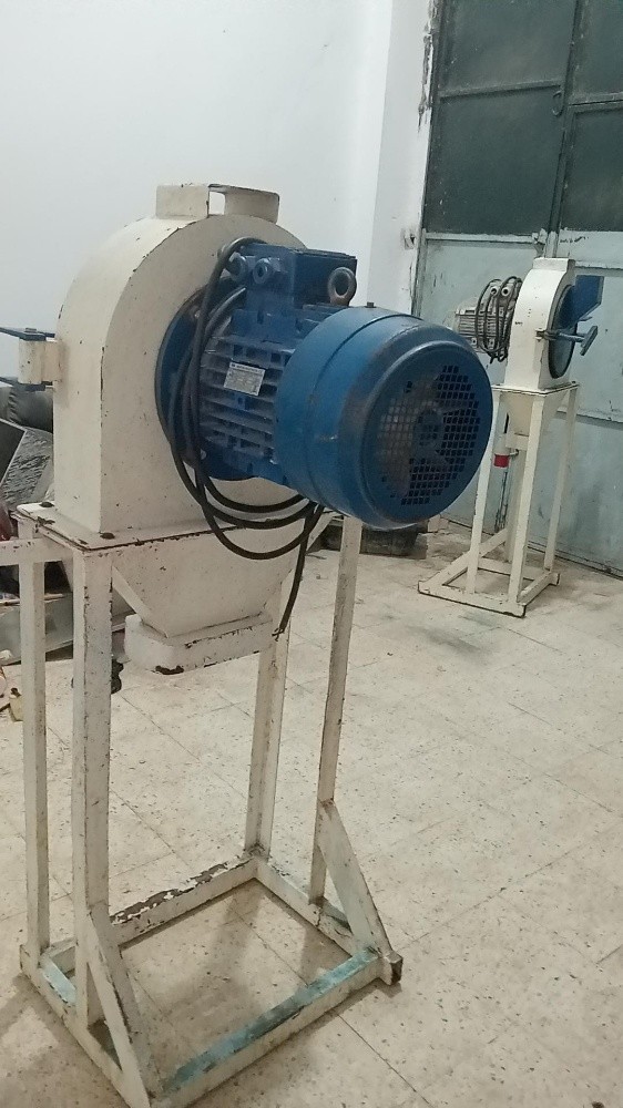 moteur 380. a marteau - 1