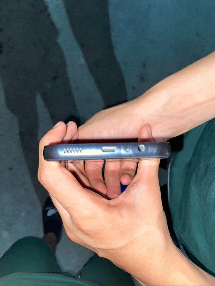 Samsung  - 3
