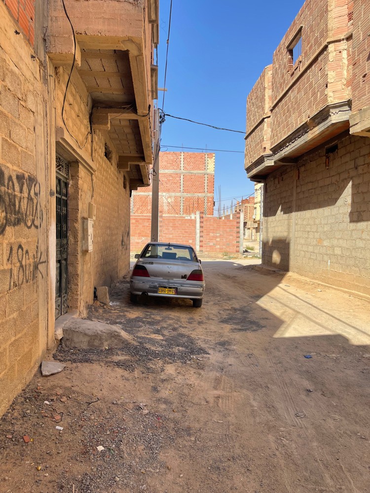 villa semi fini avendre biskra  - 3