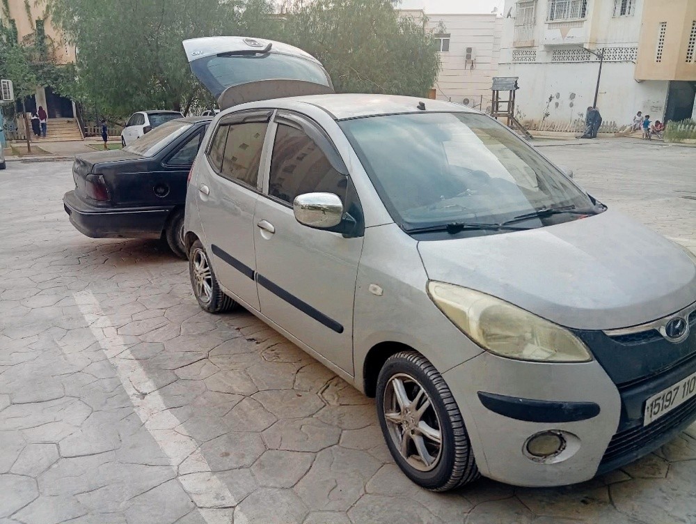 هونداي اي10 - 3