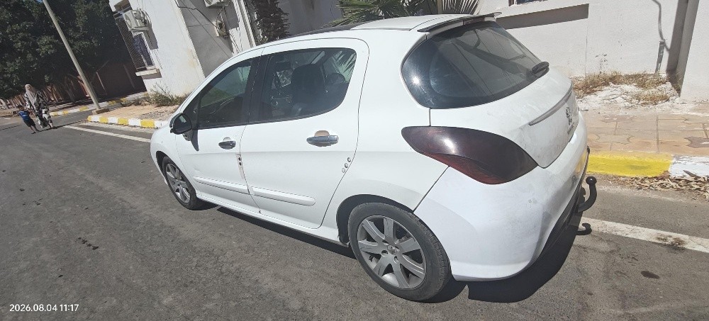 Peugeot 308  - 8