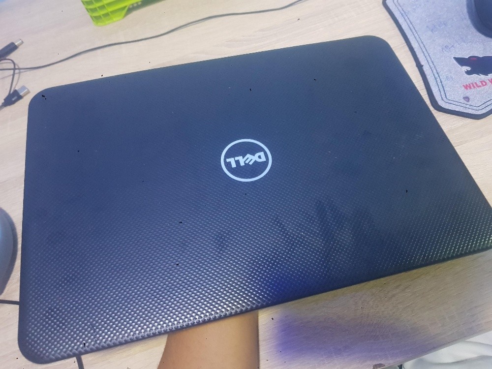 Dell Inspiron 3537 - 8