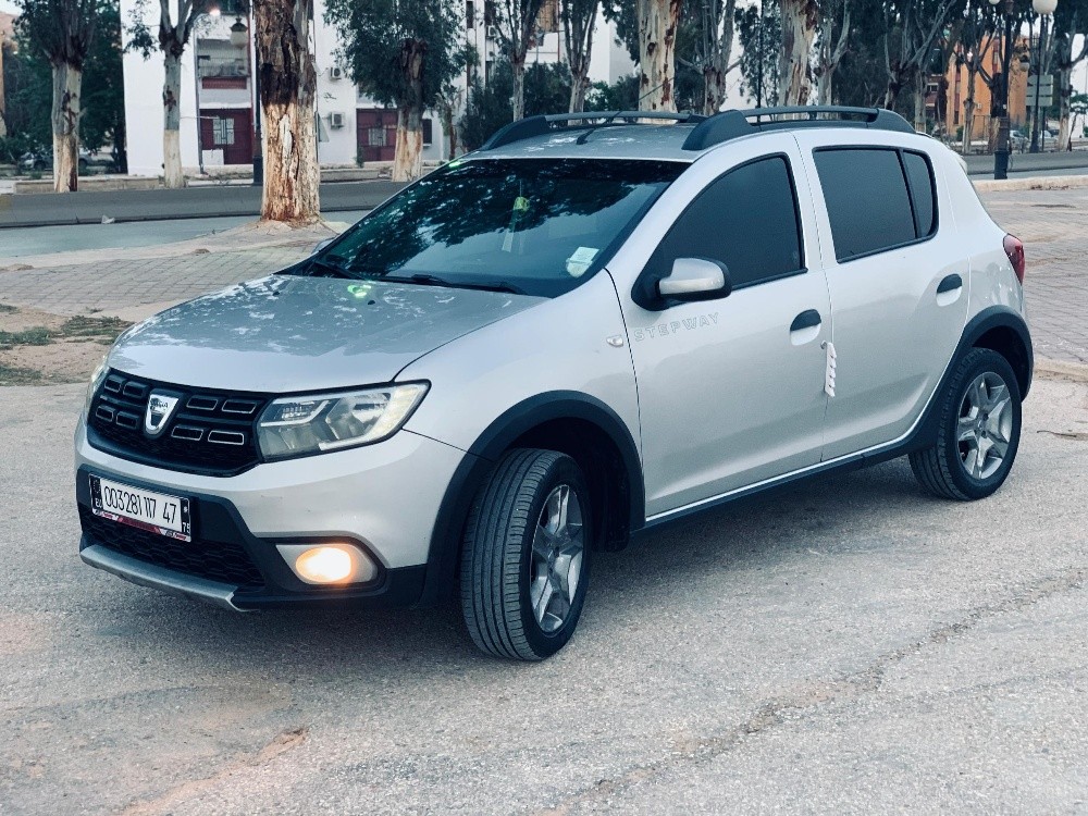 Sandero - 3