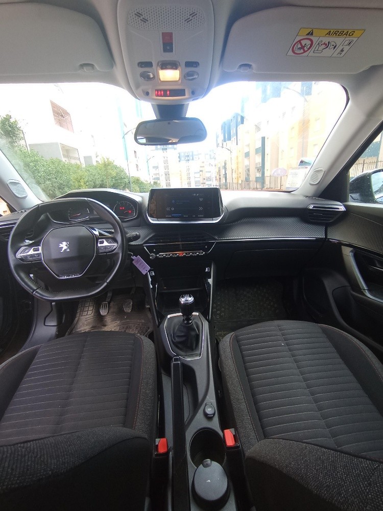 Peugeot 2008 année 2021 - 7