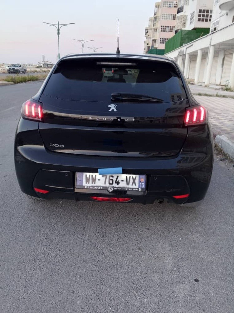 Peugeot  208 GT - 5