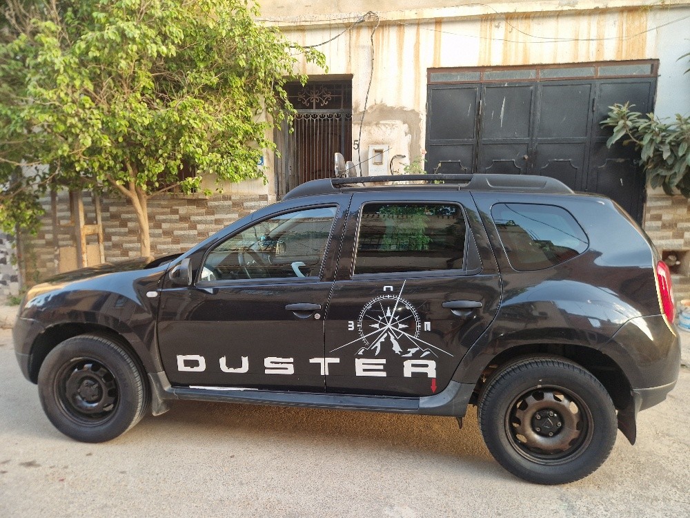 داستر  2014 - 4