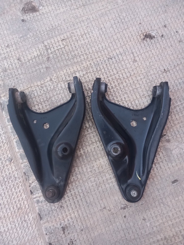 les triangle Renault symbole nv - 4