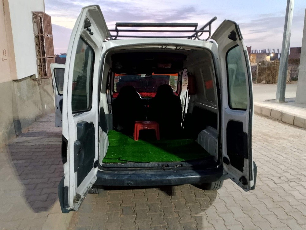 Renault . Kangoo . 1.9dci. 
1999 - 15