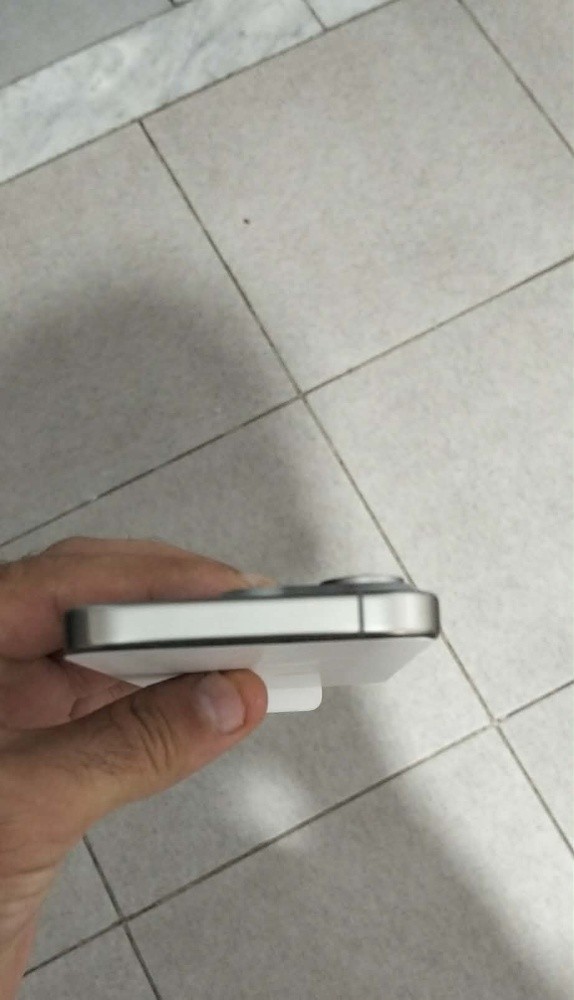 iphone 15 pro  - 3