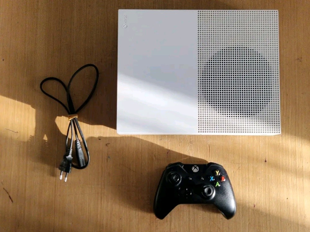 Xbox one s - 5