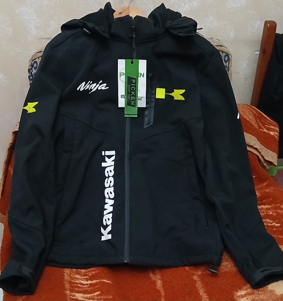 Une Belle Veste - 1