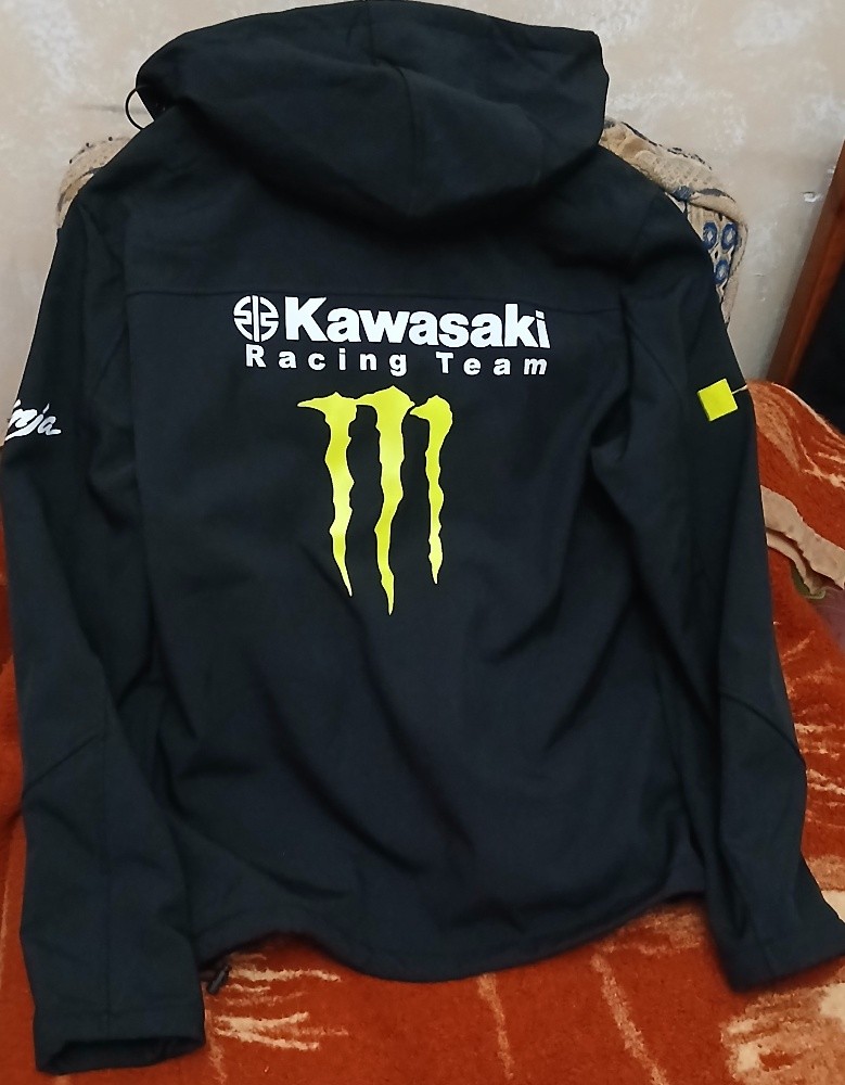 Une Belle Veste - 2