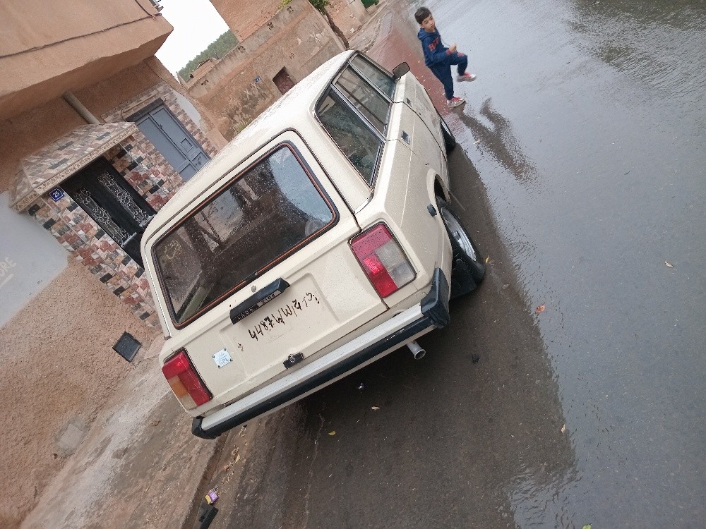 لادا - 4