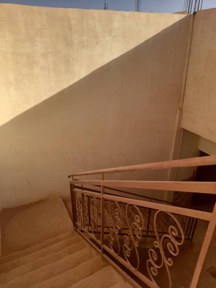 دار ارضية مش في باطيمة للبيع  - 3