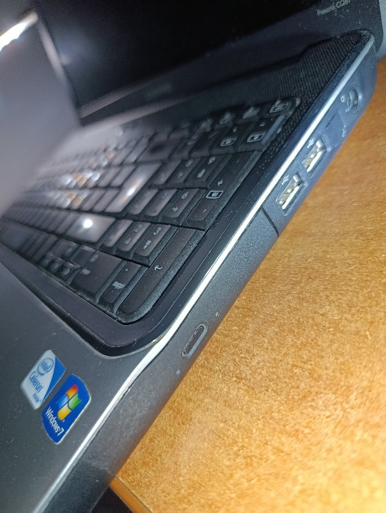 LAPTOP COMPAQ PRESARIO CQ60 - 8