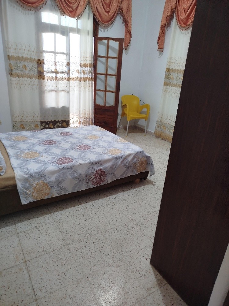 دار واسعة ومريحة للايجار - 9