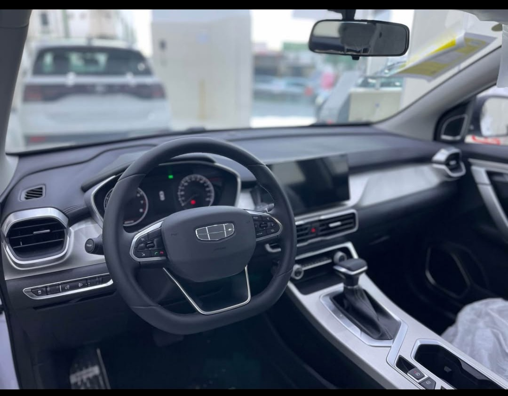 Geely coolray - 4