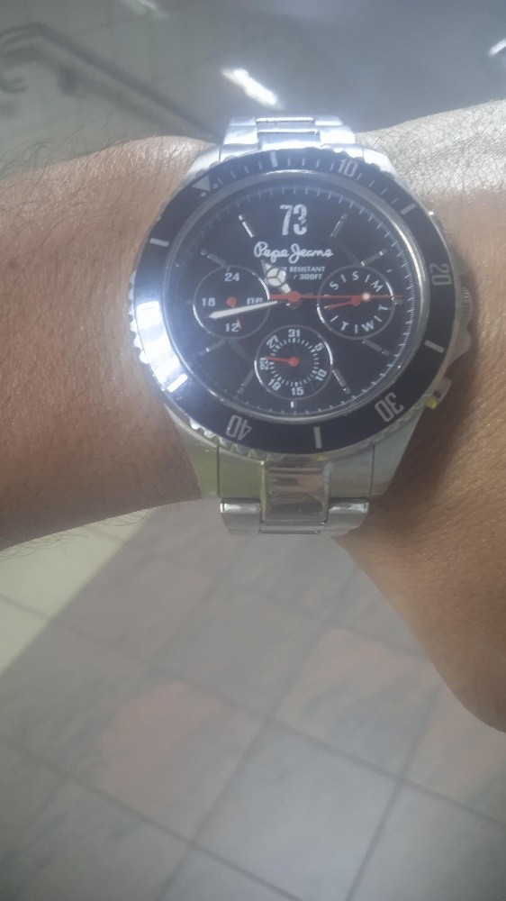 montre bege faina made in  londre - 2