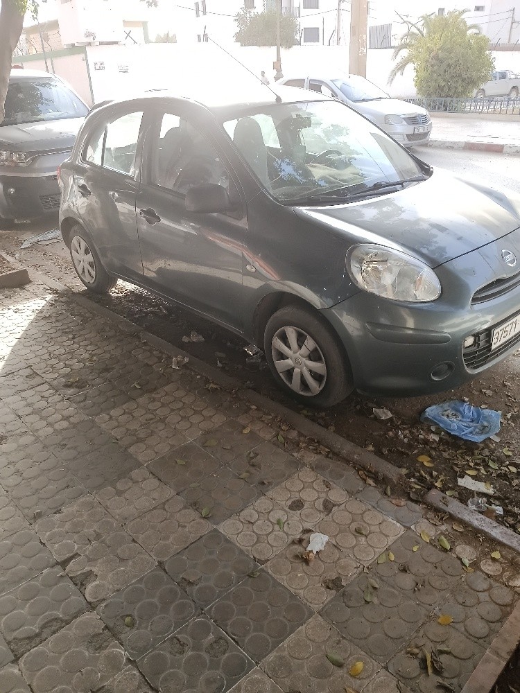 Nissan  micra - 1