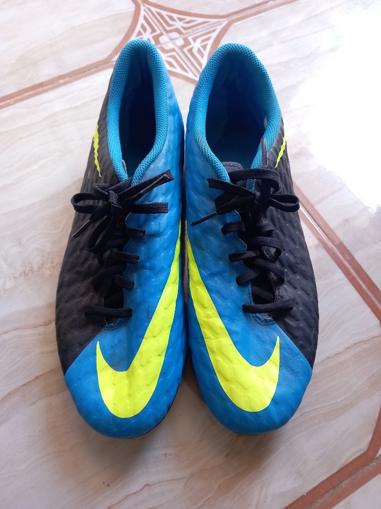 crampon soulier de foot, nike   - 4
