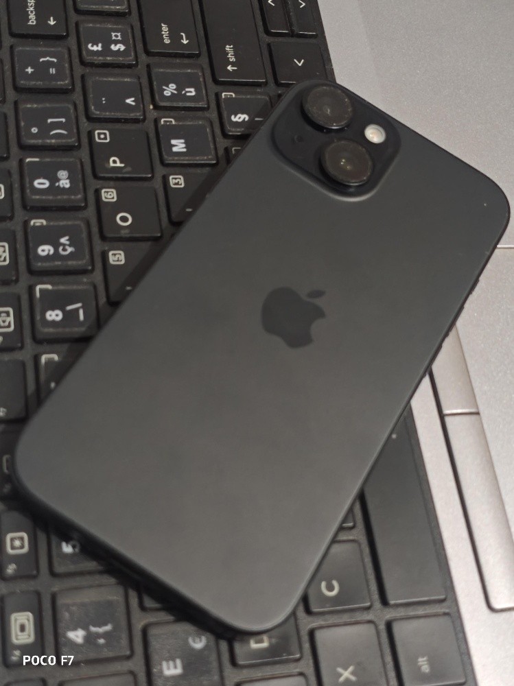 Iphone 15 - 1