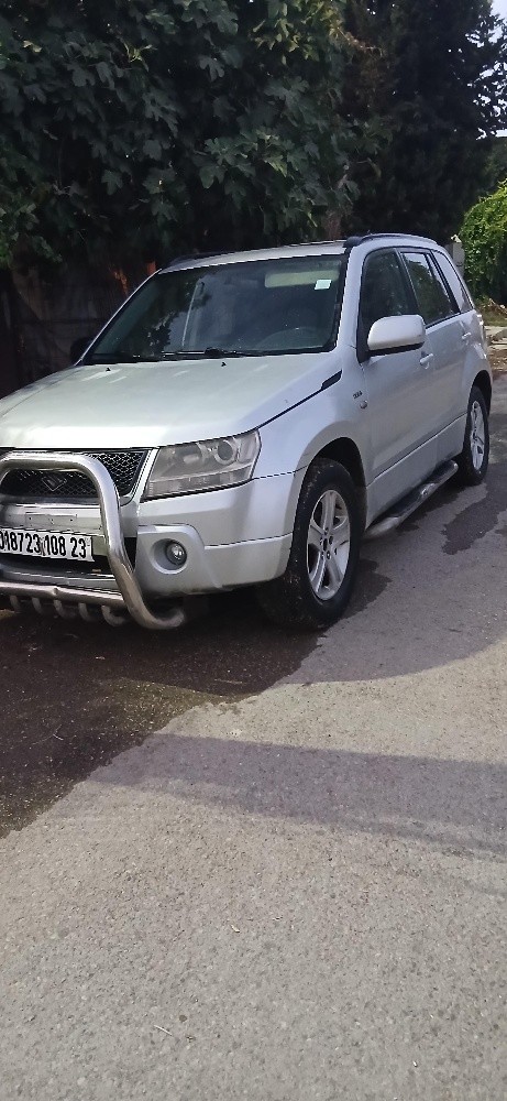 siuzukiGrand vitara - 1