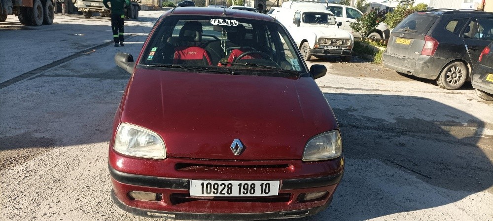 Clio japonaise - 5