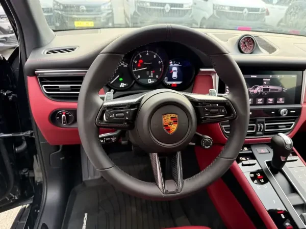 Porsche Macan 2026 Macan T - 2