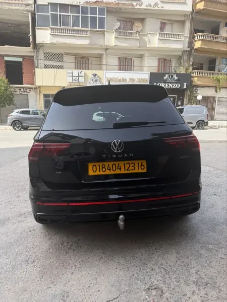 Volkswagen Tiguan 2023 R-Line - 2