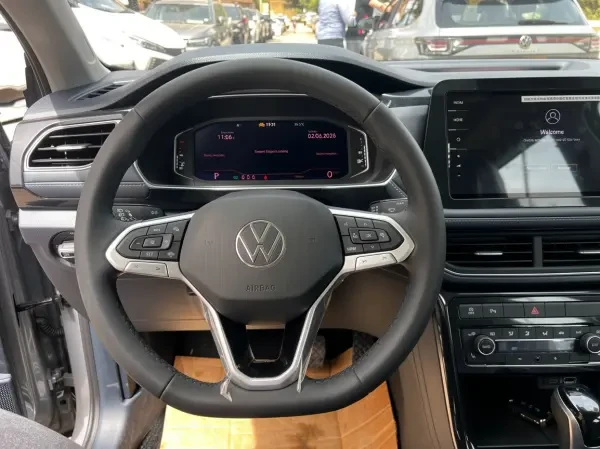 Volkswagen Tharu XR 2026 Enjoy - 2