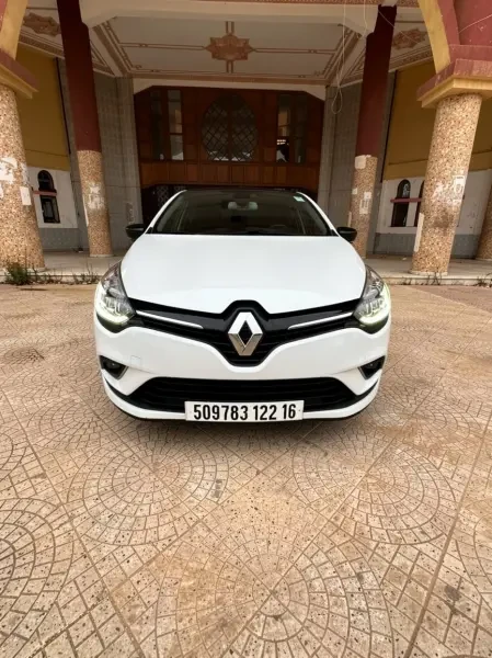 Renault Clio 4 - 1