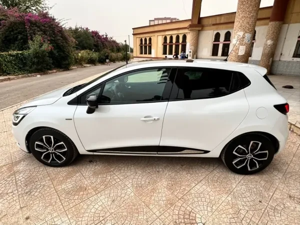 Renault Clio 4 - 4