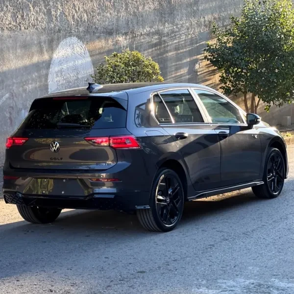 Volkswagen GOLF 8.5 2025 R LINE - 3
