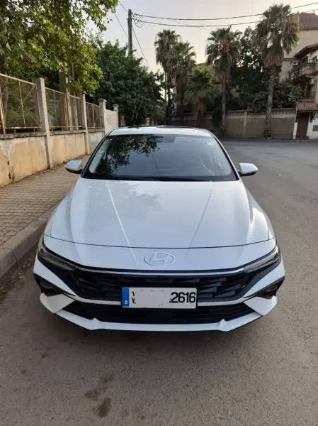 Hyundai Elantra 2026 - 4