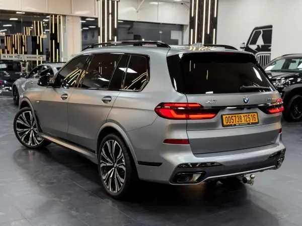 BMW X7 2025 40d - 3