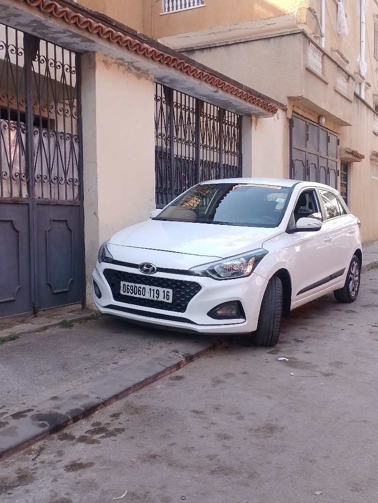 Hyundai  i20 - 2