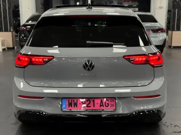 Volkswagen Golf 8 2026 R- Line - 1