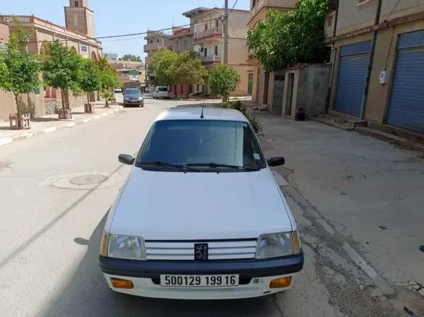 Peugeot 205 1999 205 - 4