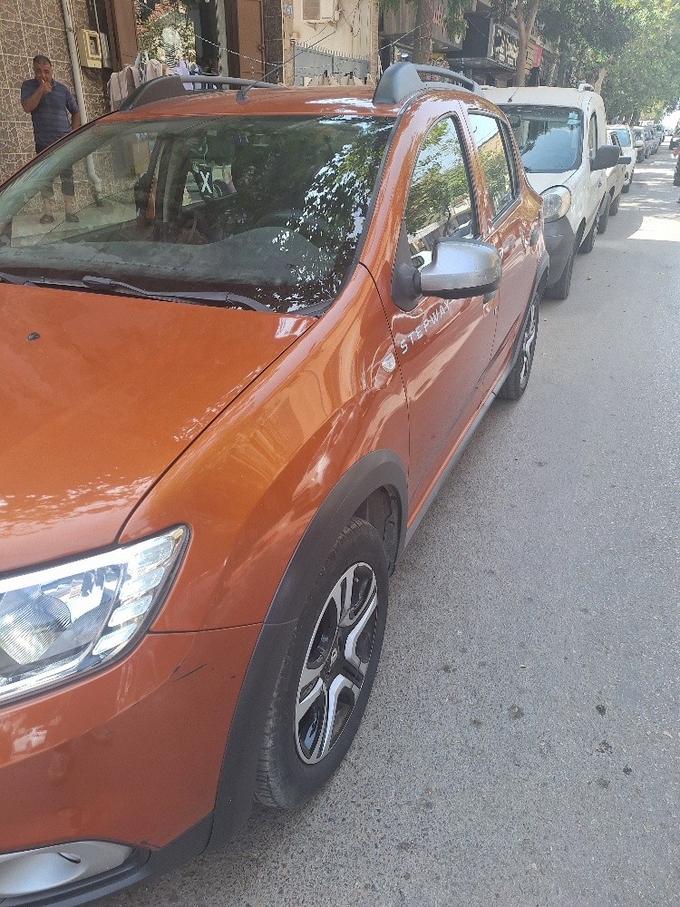  داسيا ستابواي - 5