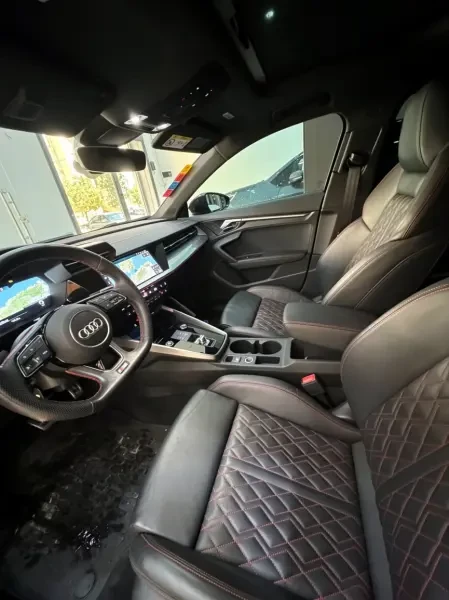 Audi A3 Sportback - 1