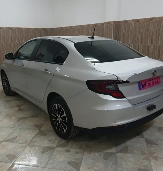 Fiat Tipo Sedan - 1