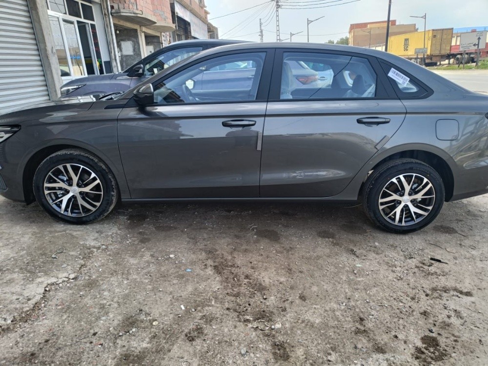 Geely emgrand 2026 luxury édition - 3