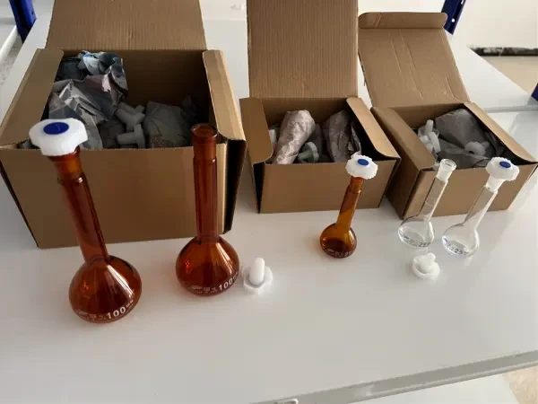 fioles Jaugées Claires & Ambrées - 1