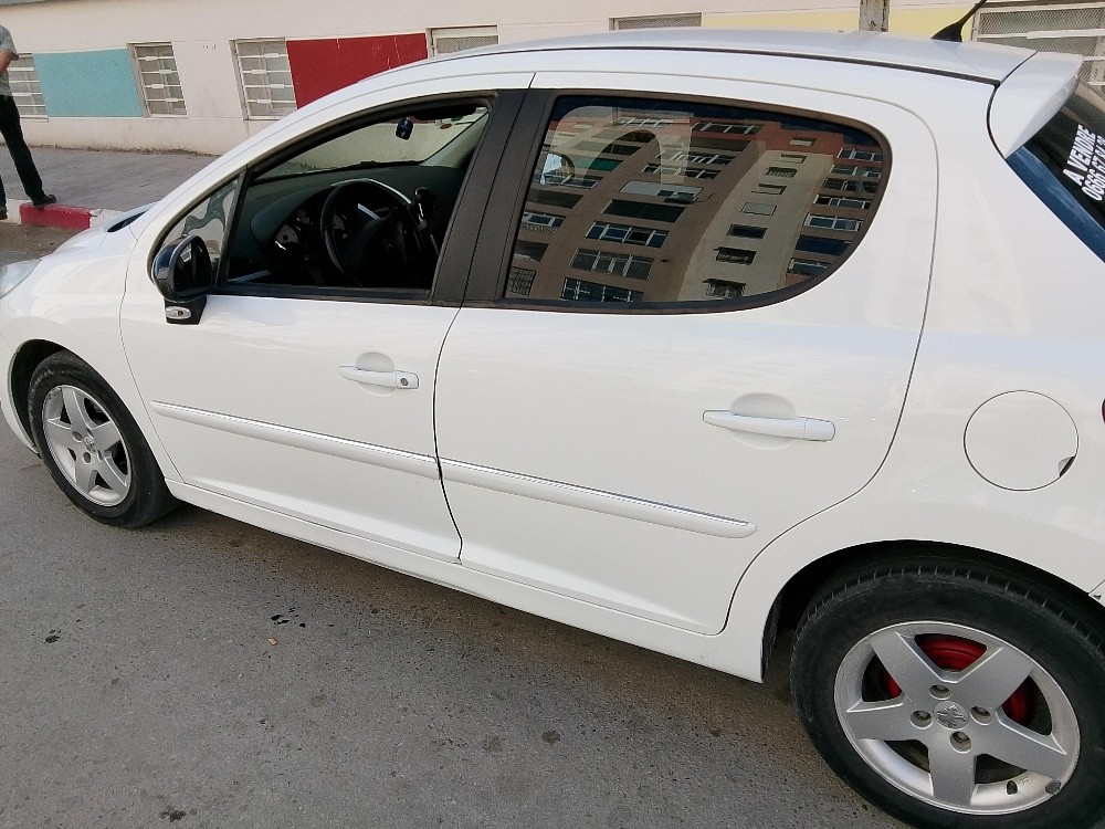 207 بنزين غاز 1.4 - 5