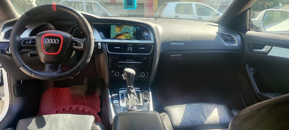 Audi  - 2