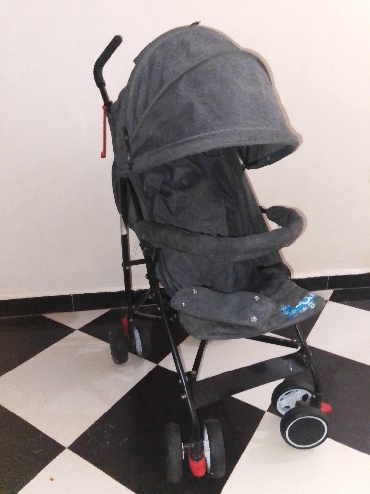 poussette bébé garçon et fille - 1