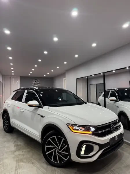 Volkswagen T-Roc 2025 R-Line - 2