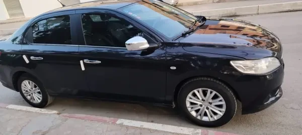 Peugeot 301 2014 Allure - 1