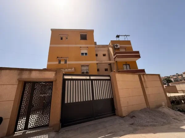 بيع شقة طابق فيلا 5 غرف الجزائر - 3